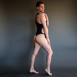 @kristopurrrrrr kristopher botrall models the Harper Leotard in black for gay men and drag